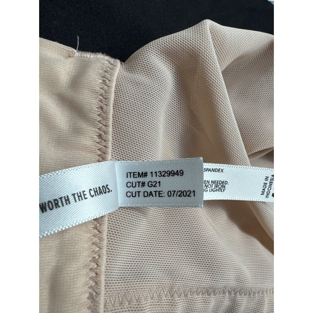 Torrid Curve 360 Back Smoothing Lightly Lined T-S… - image 5